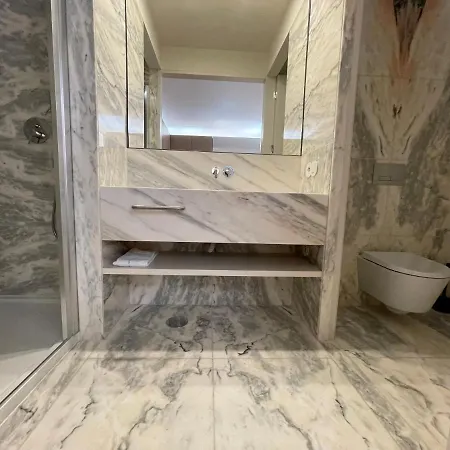 Apartment Beautiful Over Bolhao Market *