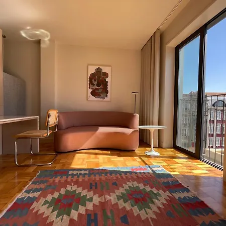 Apartment Beautiful Over Bolhao Market