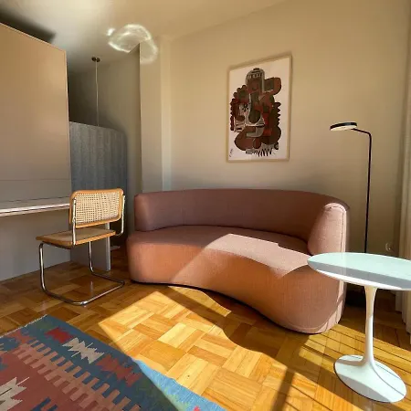 Apartment Beautiful Over Bolhao Market Porto